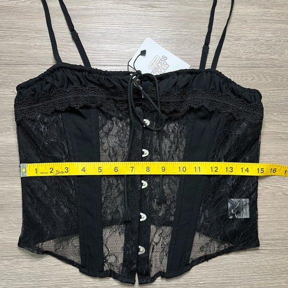 Princess Polly Black Lace Corset Top NWT Y2K Goth Style size M - Picture 5 of 7
